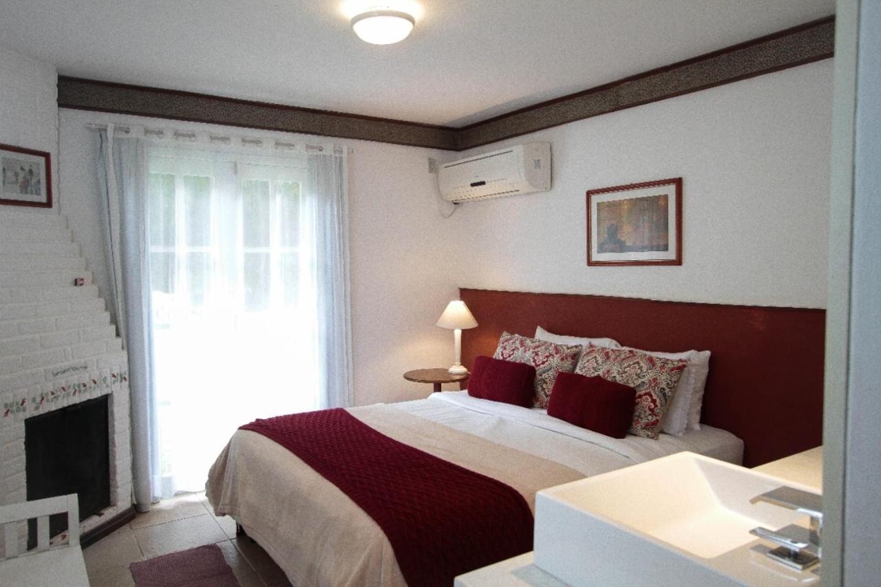 Pequena Suecia Hotel Penedo  Værelse billede